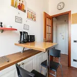 Apartament Guesthost - Bright Near Piazza Bologna Rzym