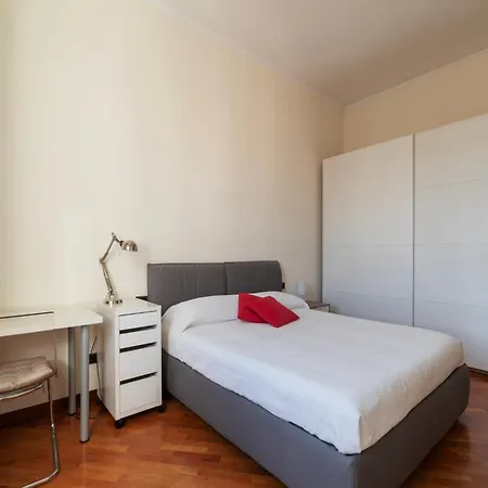 Guesthost - Bright Near Piazza Bologna Apartman Róma