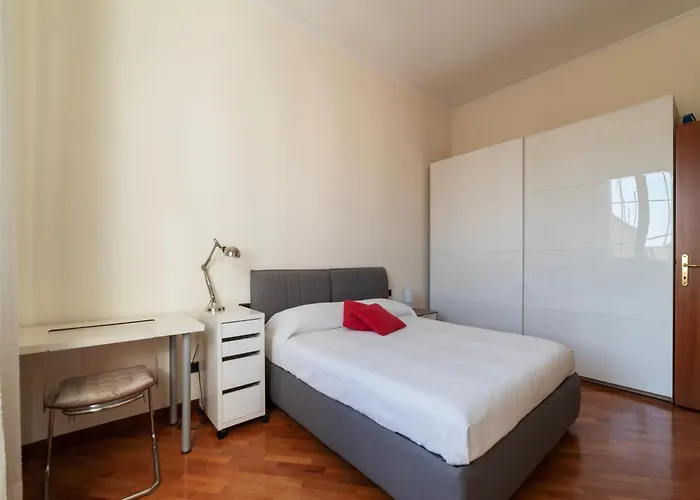 Guesthost - Bright Near Piazza Bologna Apartment Rome