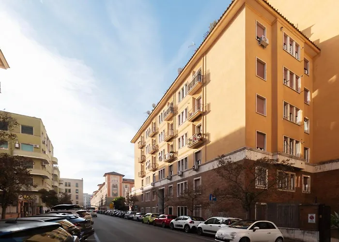 Guesthost - Bright Near Piazza Bologna *